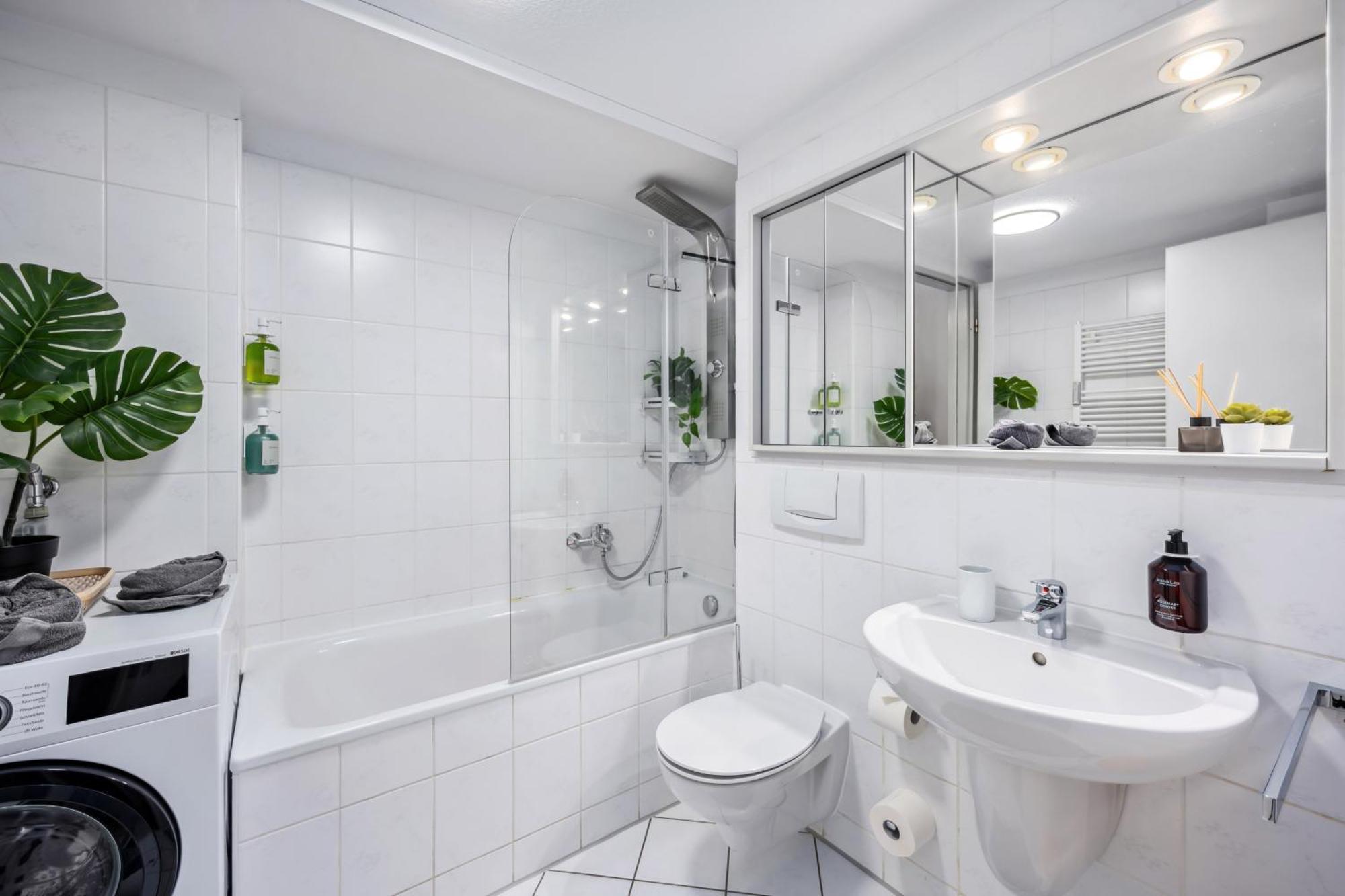 Traber Apartments 1 Sz Balkon Parkplatz & Sehr Ruhig Leipzig Eksteriør bilde